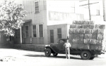 harvey-mansfield-with-load-of-hay-at-growers-warehouse